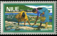 Niue 1978 - serie Attività locali - sfondo argento: 40 c